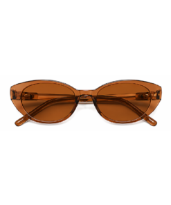 Transparent brun tone med varme nuancer og effortless retro energy.