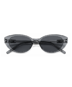 Transparent smoke grey look med mørke toner og sleek attitude.